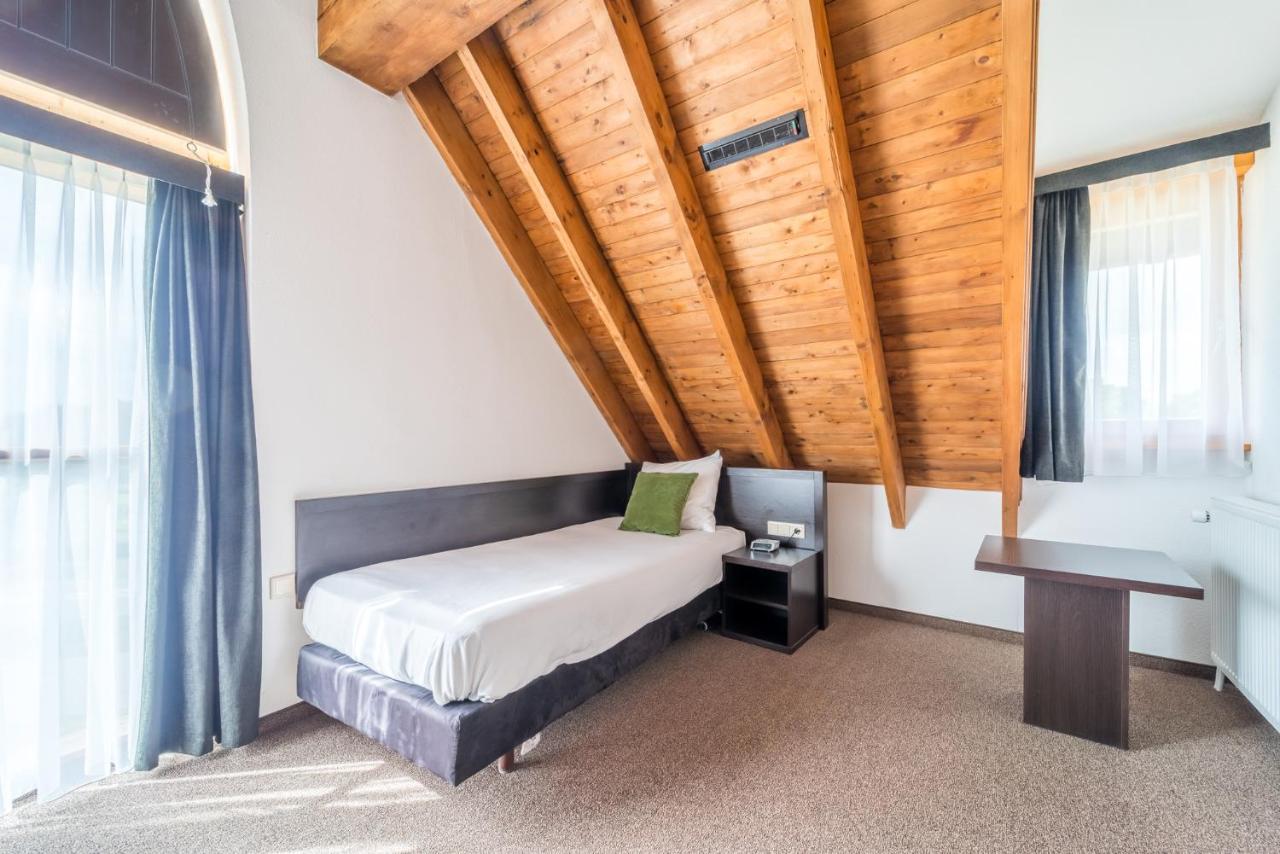Hotel Inn Salland Raalte Bagian luar foto
